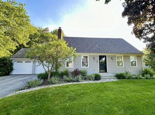 13 Lawn Ave, Cumberland, ME 04021