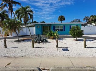 539 Shore Rd, Nokomis, FL 34275