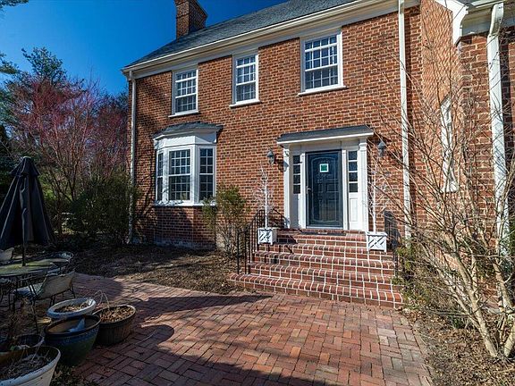 4th image of 111 Cohee Rd