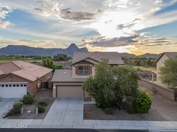 8423 N Douglas Fir Dr, Tucson, AZ 85743