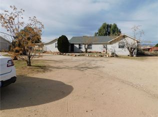 7464 Palm Ave, Yucca Valley, CA 92284