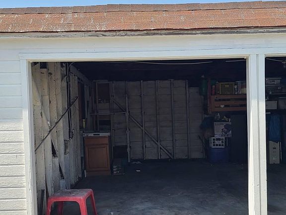 3rd image of 509 W Saxon Ave APT B