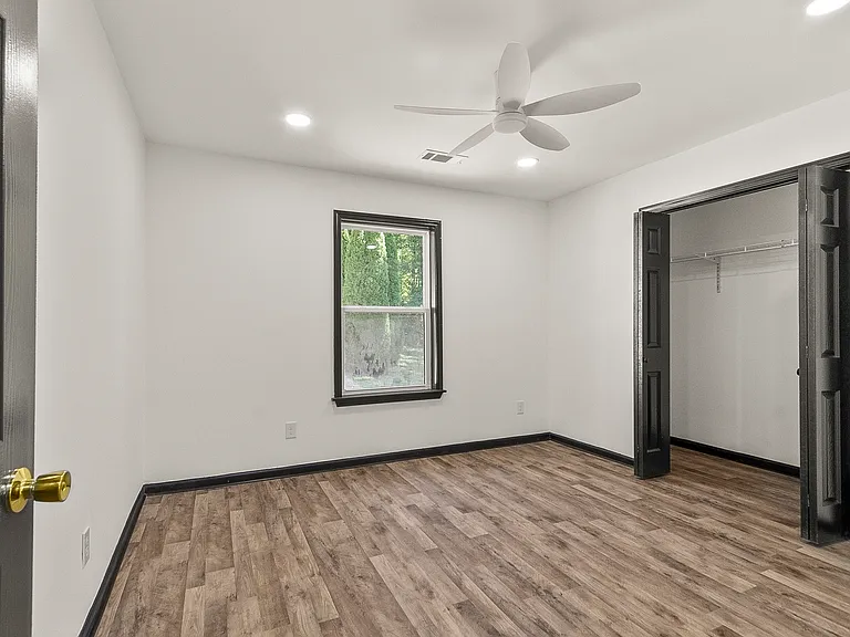 4165 E Lake Dr — Photo 16