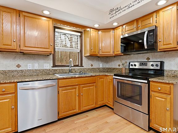 2nd image of 16 Lasky Road