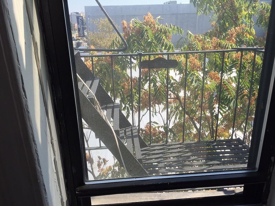 1st image of 3406 34th St APT 1D
