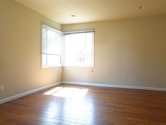 2nd image of 1112 Garfield Ave
