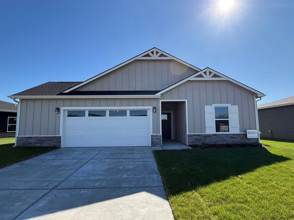 1794 W Redbud Ln, Goddard, KS 67052
