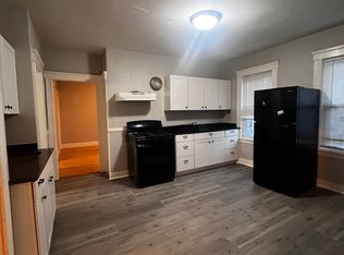 55 Vernon St #2, Worcester, MA 01610