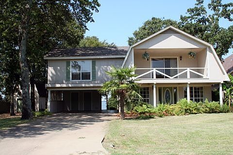 1st image of 18289 Briarwood Dr
