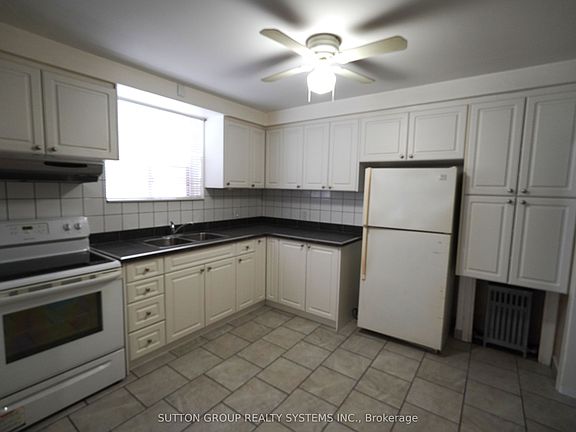 2nd image of 324 Lauder Ave