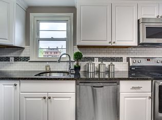 11 Freedom Trl, Norfolk, MA 02056