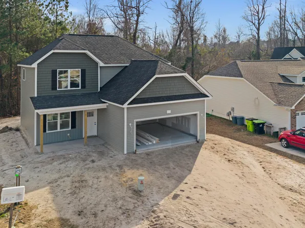 302 Hawks Bluff Drive, New Bern, NC 28560