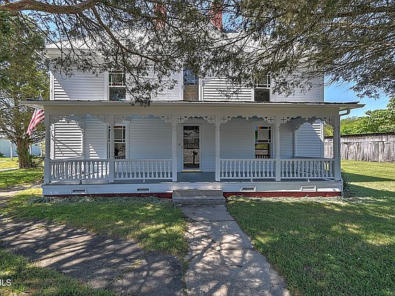 3rd image of 35 Sipes Ln