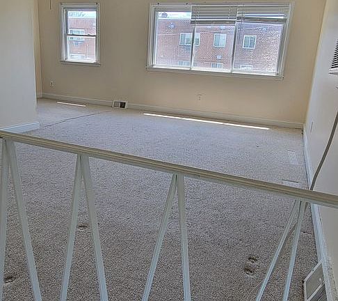 3rd image of 717 Sanford St Floor 2