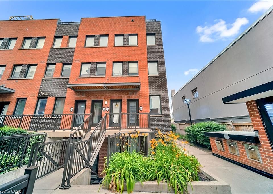 1st image of 869 Wilson Ave #29