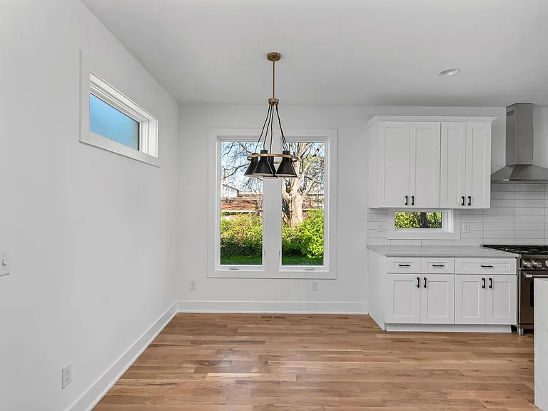 1934 Britt Pl — Photo 8