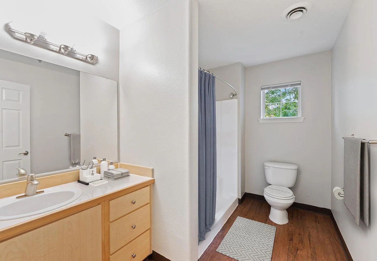 Westview Heights Apartments — Photo 4