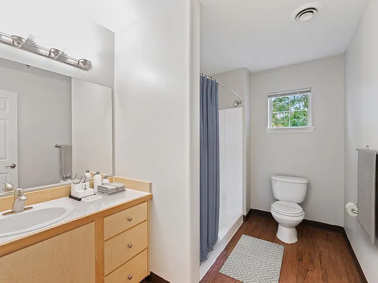 Westview Heights Apartments — Photo 4