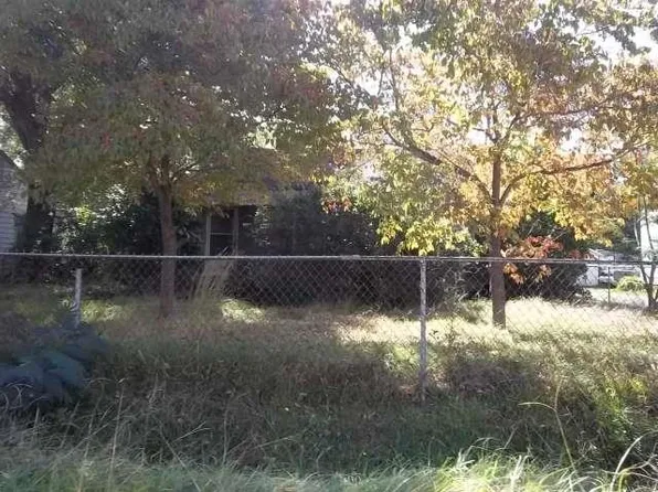 1168 Schley St, Macon, GA 31206