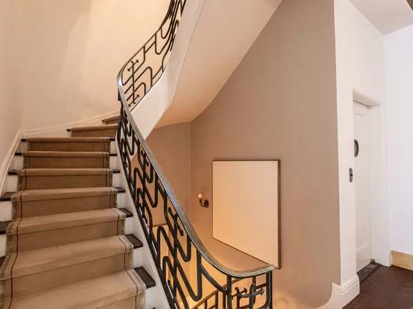 49 East 80th Street image 16 of 30