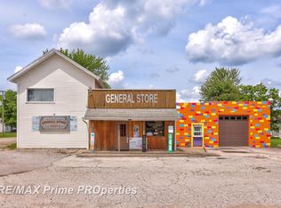 8892 Van Cleve Rd, Vassar, MI 48768