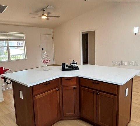 4th image of 287 MERCER WAY