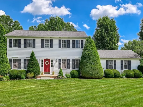 812 Martindale Dr, Tallmadge, OH 44278