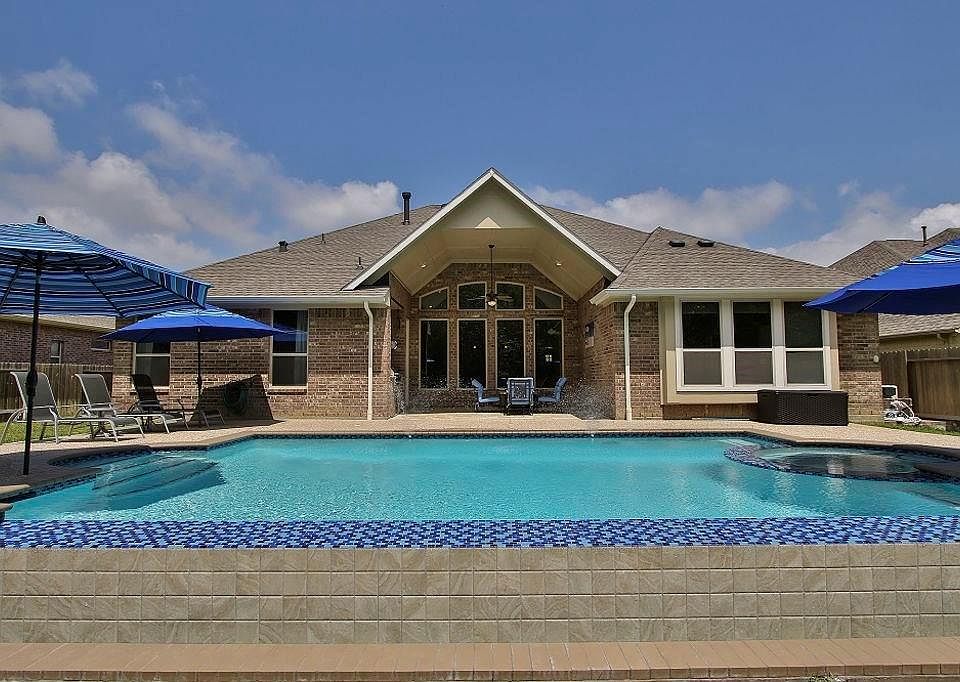 1st image of 12929 Lake Parc Bend Dr
