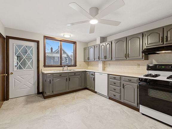 3rd image of 54 Thomas St Floor 2