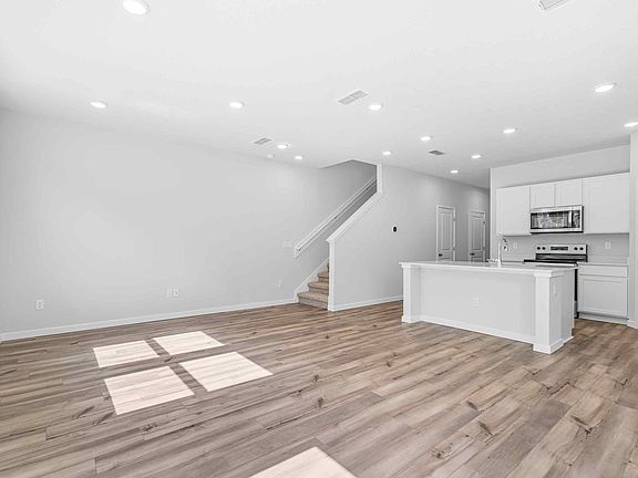 4th image of 103 Brazil Nut Cir