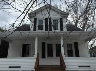 130 Sinclair Ave, Cranston, RI 02907