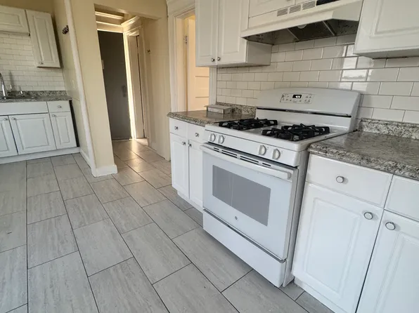 654 Highland Ave #1, Waterbury, CT 06708