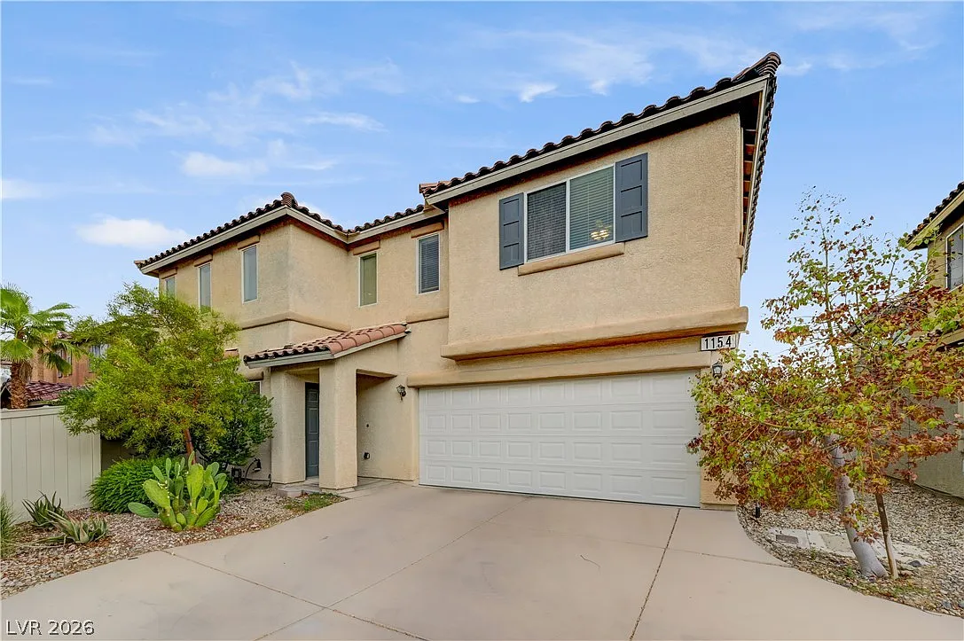 3 bed, 2.5 bath, 1422 sqft, $1,895 — Photo 3