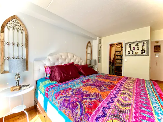 Rented by Dwell Residential Inc | media 23