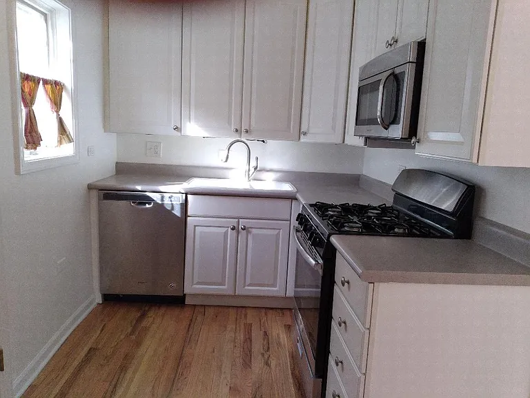 828 W Altgeld St #1 — Photo 1