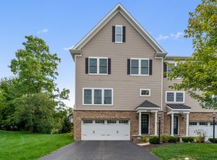 3114 Raintree Dr, Gibsonia, PA 15044