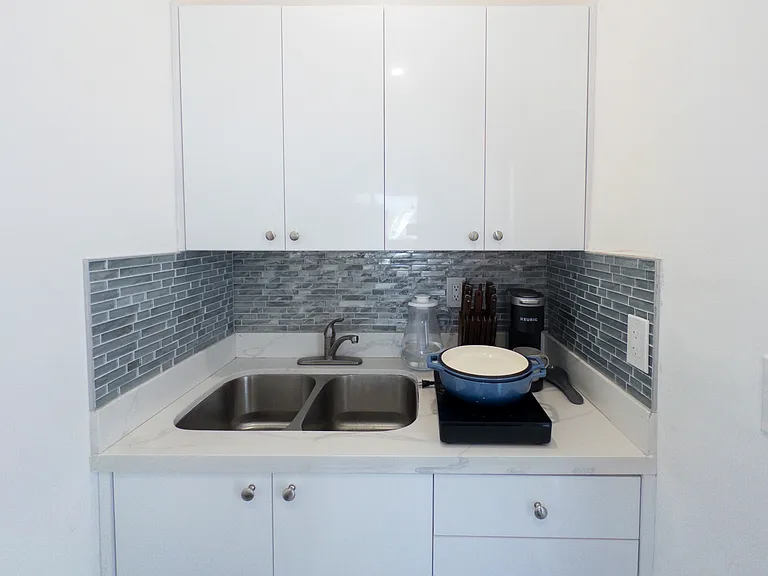 8321 SW 47th St #2 — Photo 16