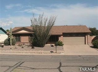 8048 N Suwannee Dr, Tucson, AZ 85741