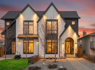 7712 36th Ave NW, Calgary, AB T3B1V3