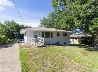 2445 Richmond Ave, Des Moines, IA 50317