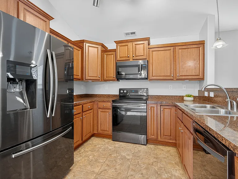 196 Old Woolen Mill Ln — Photo 11