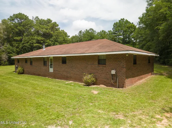316 New Hope Rd, Wiggins, MS 39577