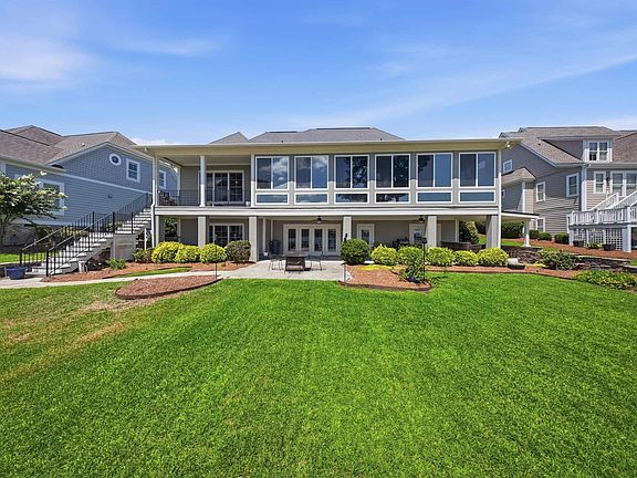 2nd image of 316 Panorama Dr