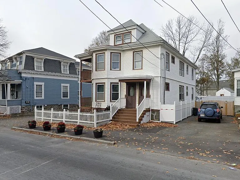 16 Paradise Rd — Photo 2