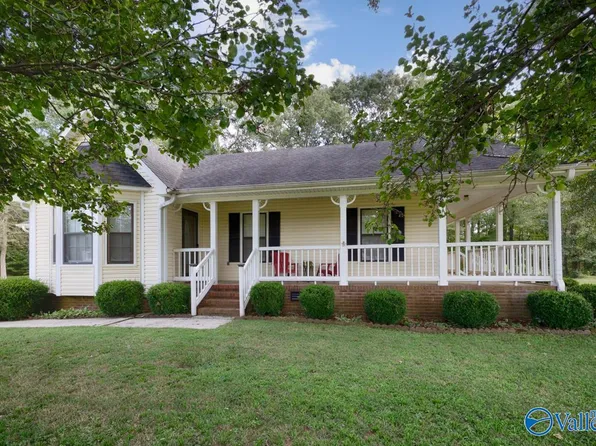 133 Andys Dr, Hazel Green, AL 35750