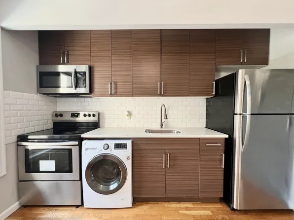 728 Courtlandt Avenue image 1 of 6