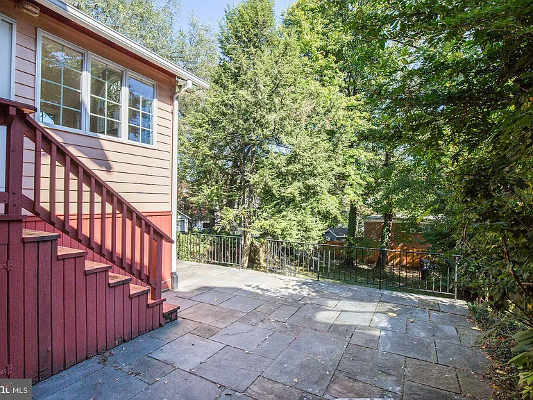 5539 30th Pl NW — Photo 31