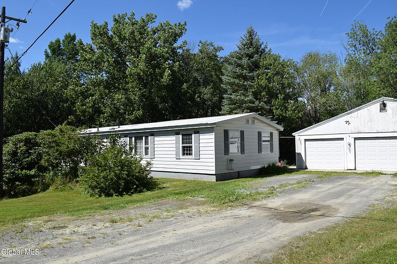 2nd image of 31 Snyder Road