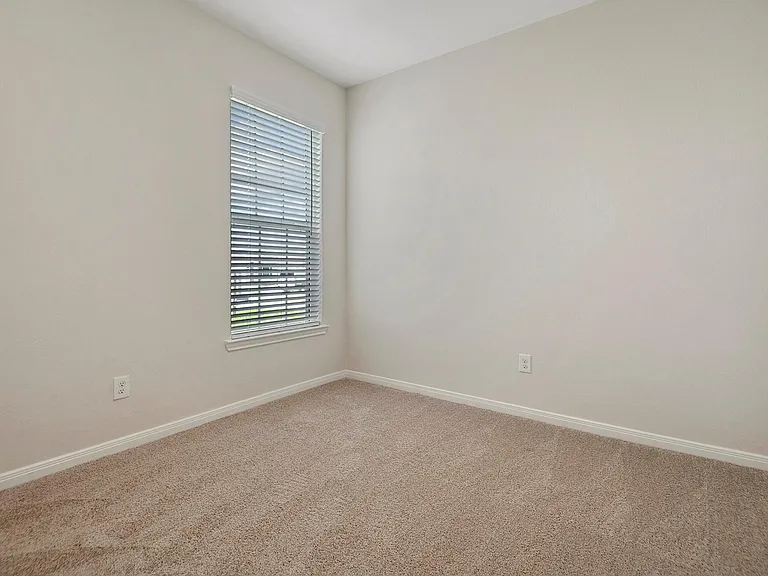 15858 Berry Hill Dr — Photo 15