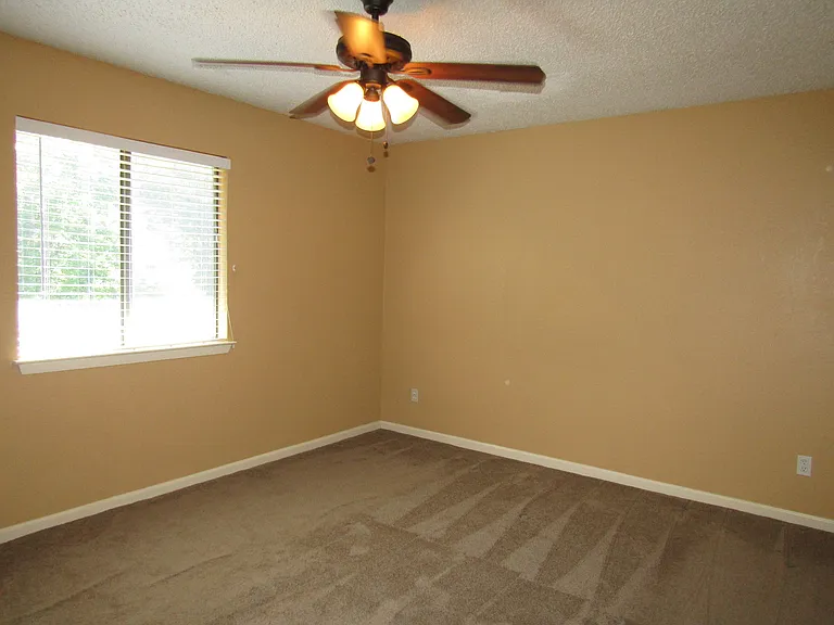 7001 Winedale Dr — Photo 22